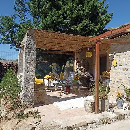 Un Jardin Sur La Colline Apartman Claveyson Kültér fotó