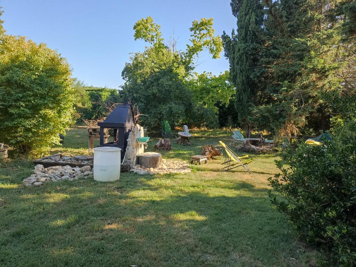 Un Jardin Sur La Colline Apartman Claveyson Kültér fotó