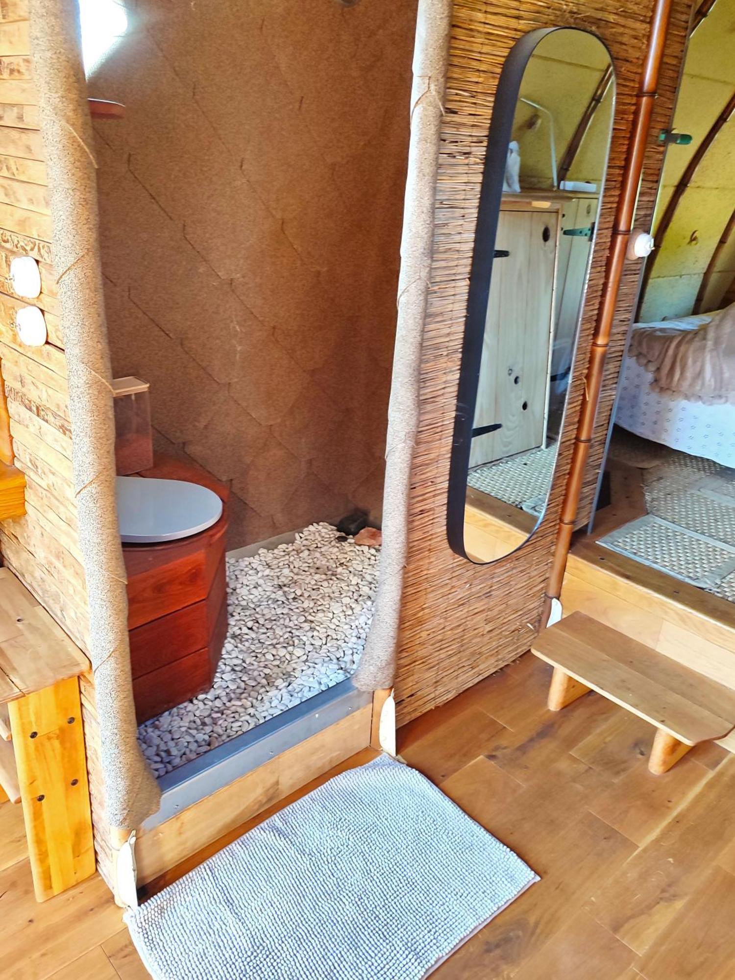Un Jardin Sur La Colline Apartman Claveyson Kültér fotó